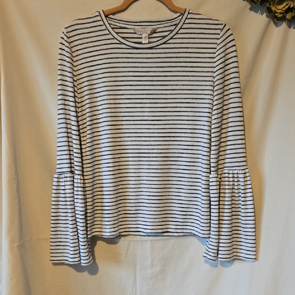 Banana Republic Black and White Striped Top With Bell Sleeves Size XS